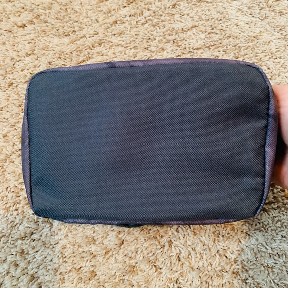 Thirty-One Go-To Snack Box - Picture 4 of 9